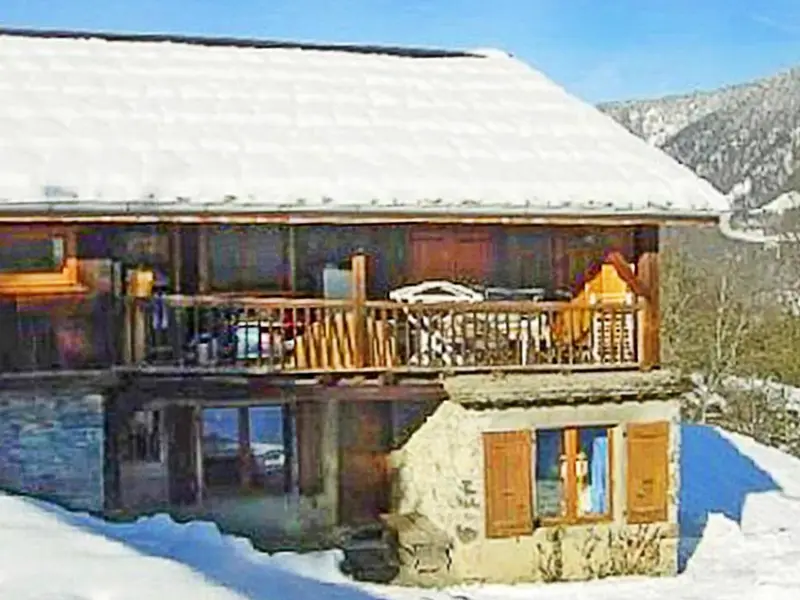 Chalets à Grand Massif (France)